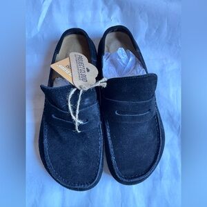 Black women’s clogs